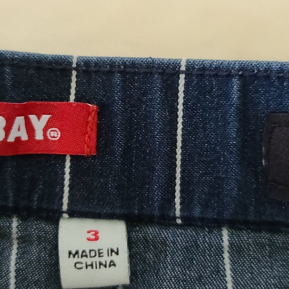 Union bay  high rise striped shorts - Picture 4 of 8